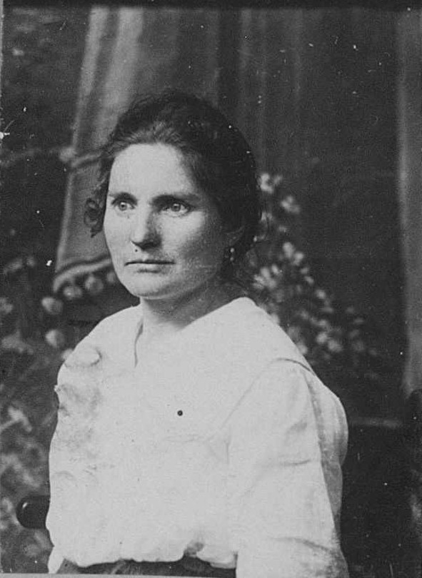 Anelė-Savickaitė-Blinstrubienė-iš-Ariogalos-1