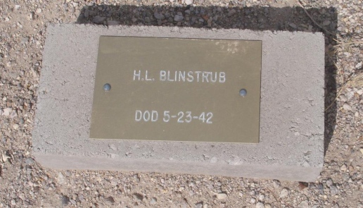 ID1042-Hester-Lolo-De-Beltrand-Blinstrub-1943-05-23-New-Tonopah-Cemetery-Tonopah-Nevada