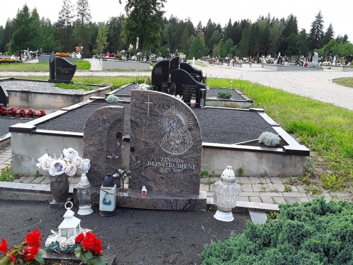 Zinaida-Blinstrubiene-1937-2007-Utenos-naujosios-kapines